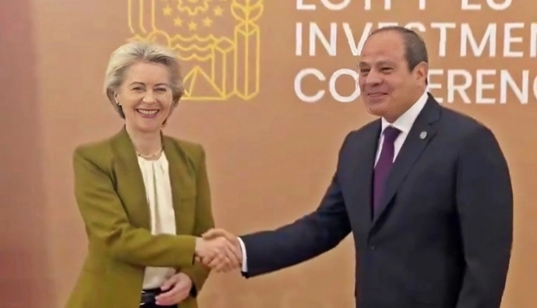Von der Leyen u Kairu potpisuje milijardu eura investicija